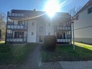 Schöne tapezierte 2 Zimmer Wohnung mit hellen Vinylboden - Dortmund