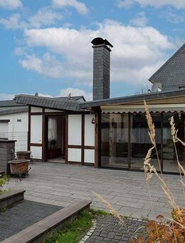 Alles auf eine Ebene - Lohmar