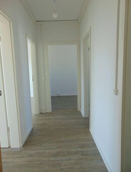 RENOVIERTE 3-ZIMMER-WOHNUNG IN STRALSUND (KNIEPER WEST) - Stralsund