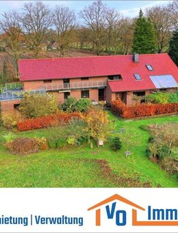 Einfamilienhaus mit vermieteter Einliegerwohnung und Grünland in idyllischer Lage von Friedeburg - Friedeburg