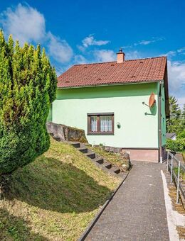 Einfamilienhaus in Suhl sucht neue Eigentümer! - Suhl