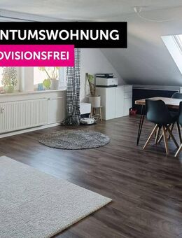 Dachgeschosswohnung mit Balkon und Blick ins Grüne, Doppelgarage, 2xKeller, nähe Bahnhof Burgwedel - Burgwedel