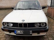 Oldtimer BMW 318i E30 Automatik im super Zustand - Köln