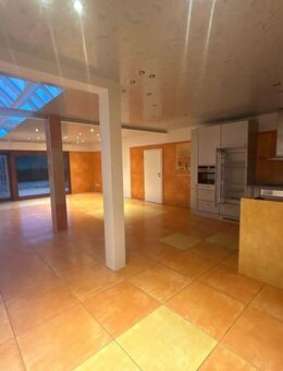 "RESERVIERT" Bielefeld-Jöllenbeck. Gepflegter Bungalow in Top Lage! Gleich zuschlagen und einziehen. - Bielefeld