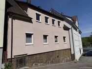 Großzügiges 2-Familienhaus in Ortsrandlage zum Kauf! - Geislingen (Steige)