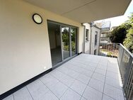 Seniorenfreundliche 4-Zimmer-Wohnung mit Aufzug und Sonnenbalkon - Wiesbaden