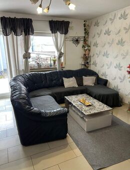 Zweifamilienhaus mit abgeschlossenen Einheiten in zentraler Lage von Waghäusel-Kirrlach - Waghäusel