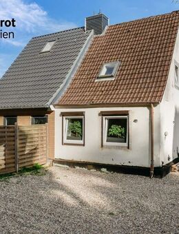 Kleine aber feine DHH mit bereits genehmigter Erweiterungsmöglichkeit und großem Garten - Preetz (Schleswig-Holstein)