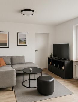 Moderne, helle 2- Raum Wohnung mit kleiner Einbauküche mitten in der Mülheimer Altstadt. Anfragen bitte schriftlich - Mülheim (Ruhr)