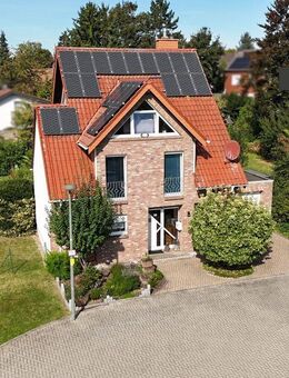 Modernes Einfamilienhaus mit Garage in zentraler Wohnlage im Wohngebiet Lyzeum in Eschweiler - Eschweiler