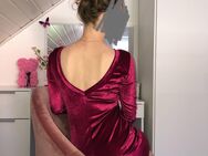 Begleitung mit Stil – Dîner en compagnie - Friedrichshafen
