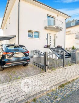 Griesheim: Architektenhaus mit Einliegerwohnung - 7-Zimmer-EFH mit Solar, Klimaanlage & Carport - Griesheim