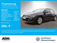 VW Golf, 2.0 TDI Life VC, Jahr 2022 - Sinsheim