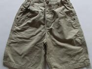 Short Jungen der Marke Pocopiano Farbe Kitt Gr. 128 zu verkaufen. - Bielefeld