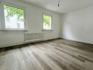 **frisch renovierte 1-Zimmer-Wohnung mit Tageslichtbad!** - Mülheim (Ruhr)