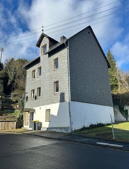 Großzügiges Mehrfamilienhaus mit 4 Einheiten, großer Terrasse & Garten - zentral in Betzdorf - Betzdorf