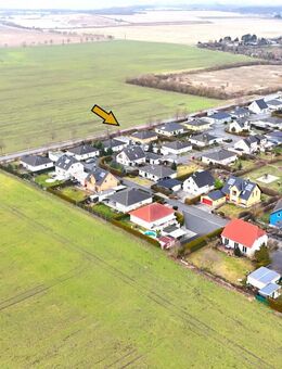 Wohnen auf einer Ebene in beliebter Reudener Siedlungslage mit Terrasse + begrüntem Gartengrundstück - Bitterfeld-Wolfen