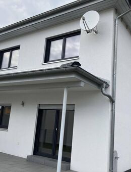 Helle Doppelhaushälfte in ruhiger Lage nähe Weiden zu vermieten - Irchenrieth