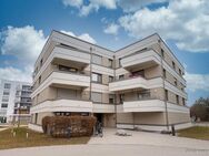 RE/MAX - Familiengerechte 3-Zimmer-Whg. mit Balkon - München