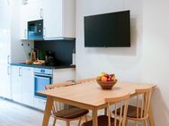 Fully furnished, stylish 3-room coliving apartment (incl. cleaning service, internet, registration etc.) - Berlin