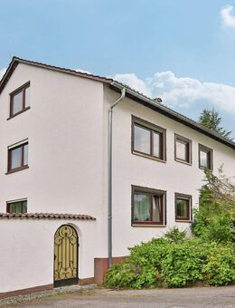 Großzügiges Haus mit viel Platz in begehrter Lage von Calw - Calw
