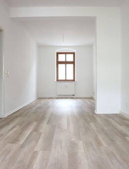 Große 2-Zimmer-Wohnung mit Balkon in der Nähe vom Schlossteich - Chemnitz