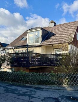 HOFHEIM: RENOVIERTES EFH MIT 6 ZIMMERN, 2 BÄDERN, 2 KÜCHEN, GARAGE UND CARPORT - Hofheim (Taunus)