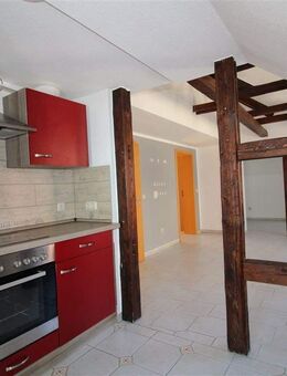 Ideal für Singles oder Paare: Attraktive Dachgeschosswohnung mit Stellplatz; auch Kauf möglich - Zella-Mehlis