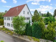 Kurzfristig bezugsfrei: Charmantes Zweifamilienhaus in zentraler Lage von Ostrach - Ostrach
