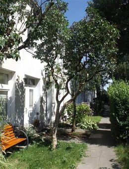 Schönes Mehrfamilienhaus in zentraler Lage von Groß Borstel - Hamburg