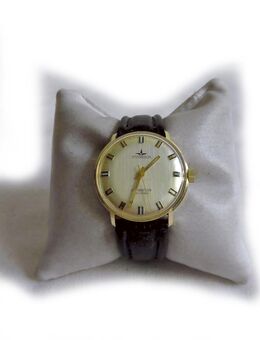Elegante Armbanduhr von Dugena - Nürnberg