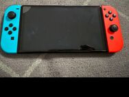Nintendo Switch OLED - mit Zubehör & Originalverpackung - Hamburg Altona