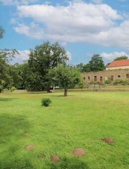 Historische Gelegenheit mit vielfältigen Möglichkeiten: Rittergut mit Schlossgarten und Wohnhaus - Wurzen