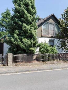 Hofheim-Marxheim: Freistehendes, sanierungsbedürftiges Einfamilienhaus mit großem Garten! - Hofheim (Taunus)