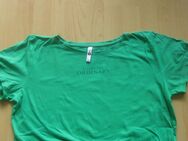 1 kurzärmeliges T-Shirt "Escape the Ordinary" in Grün Größe "M" NEU und ungetragen - Thedinghausen