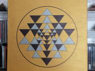 Leinwandbild 14/ Sri Yantra . Acrylbild. - Unna