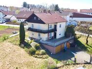 Charmant & sofort verfügbar! Freistehendes EFH mit viel Potential auf großzügigem Grundstück - Hebertsfelden