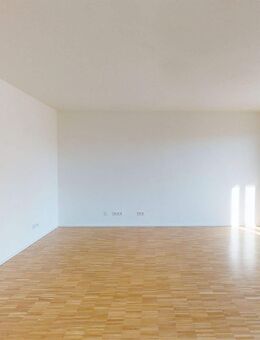 Großzügig geschnittene 4-Zimmer-Wohnung mit zwei Bädern und Terrasse! - Mainz