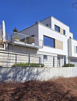 Moderne Villa im Bauhausstil mit Fahrstuhl, im malerischen Bad Blankenburg - Eleganz und Komfort am Thüringer Wald! - Erfurt
