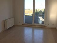 Schöne 3-Zimmer-Wohnung mit Balkon + EBK - Großenhain