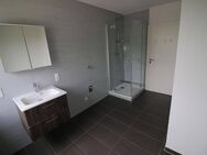 Helle 3 Zimmerwohnung mit Balkon! Modernes Badezimmer. - Bayreuth
