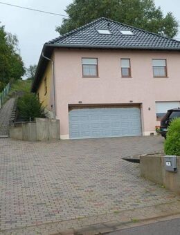 Großes Wohnhaus mit Garage u. Garten zu verkaufen in Merzig-Besseringen - A21924 - Merzig