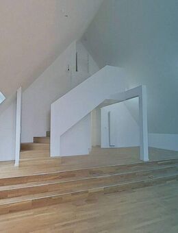 Besonderes Wohngefühl auf zwei Etagen - Maisonette mit Stil und Komfort - Mönchengladbach