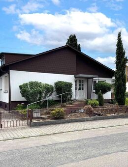 Startklar für Ihre Vision - Entkernter Bungalow in Walldorf - Walldorf (Baden-Württemberg)