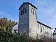 Ehemalige Kirche - Gestalten Sie außergewöhnlichen Wohnraum, inkl. Turmzimmer! - Winterberg