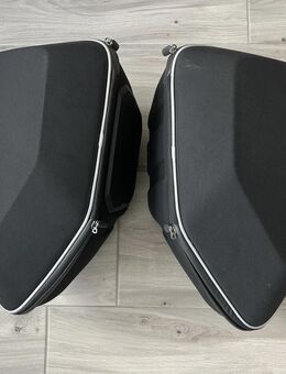 BMW F900R Seitenkoffer Original 2x20l mit Schloß, Wasserdichteninnentaschen - Koblenz