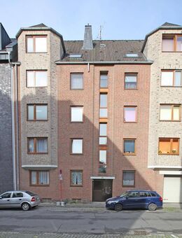 Mehrfamilienhaus mit hauseigener Tiefgarage in ruhiger und zentraler Lage von Düsseldorf-Eller - Düsseldorf