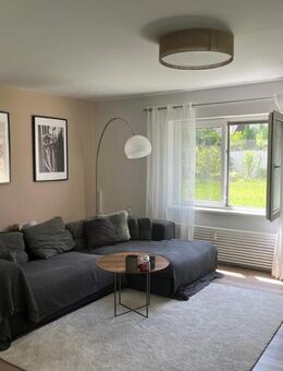 CHARMANT - renovierte 2,5 Zimmer Wohnung - Heroldsberg