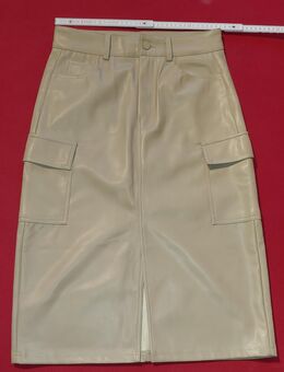 Lederimitat Rock Kunstleder Größe M oder 38 - Berlin