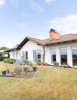 Einfamilienhaus in Feldrandlage mit herrlichem Weitblick und vielseitiger Nutzungsmöglichkeit - Schauenburg